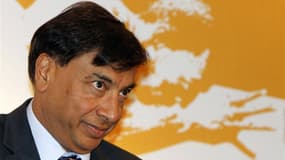 Lakshmi Mittal, PDG du groupe ArcelorMittal, dit n'avoir jamais vraiment cru à une nationalisation du site de Florange dans ses discussions avec François Hollande, dans une interview que publie Le Figaro jeudi. /Photo prise le 31 mars 2012/REUTERS/B Mathu