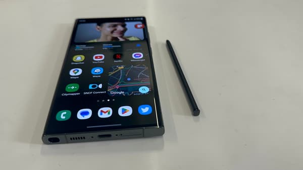 Samsung Galaxy S23 Ultra with S-Pen stylus
