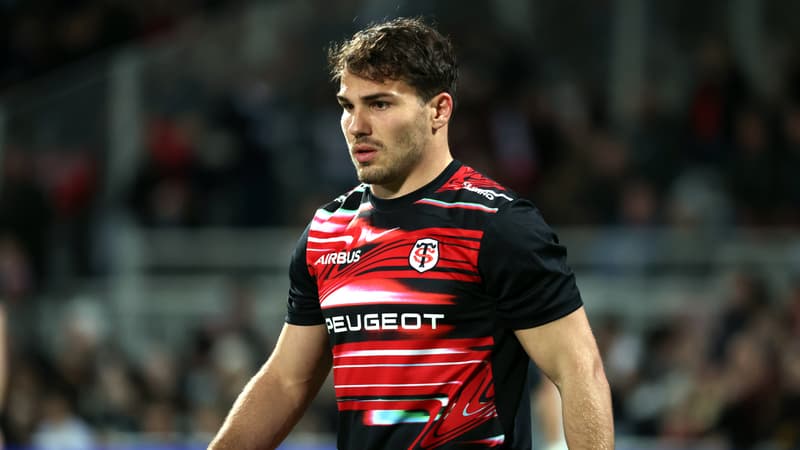 "Au foot, ils ne sont pas forcément réprimandés": pourquoi tant de différences dans l'arbitrage en football et en rugby? La réponse de Dupont