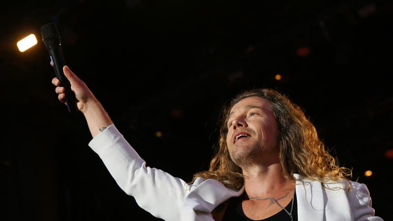 Faute de visas, Julien Doré annule sa tournée aux États-Unis