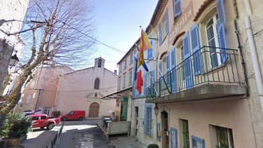 La mairie de Signes, dans le Var. - Google Street View