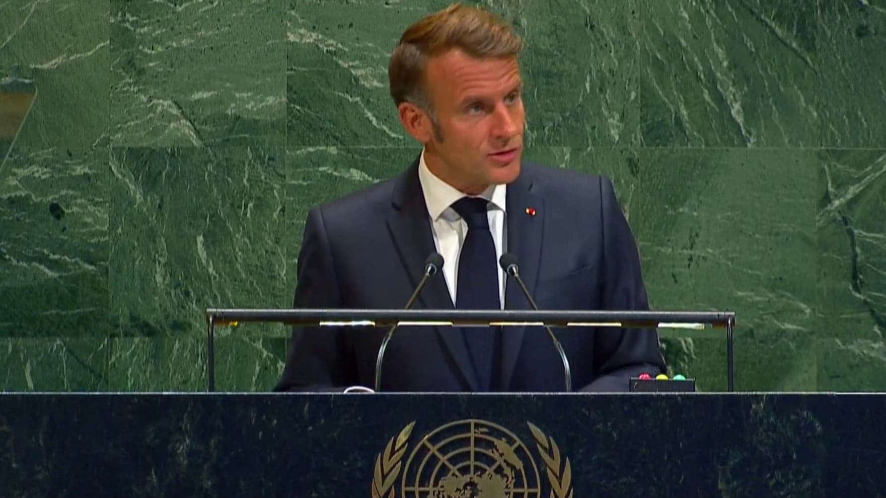 "POUR LA PAIX ENTRE LE PEUPLE PALESTINIEN ET ISRAÉLIEN": EMMANUEL MACRON RECONNAÎT L'ÉTAT DE PALESTINE À LA TRIBUNE DES NATIONS UNIES