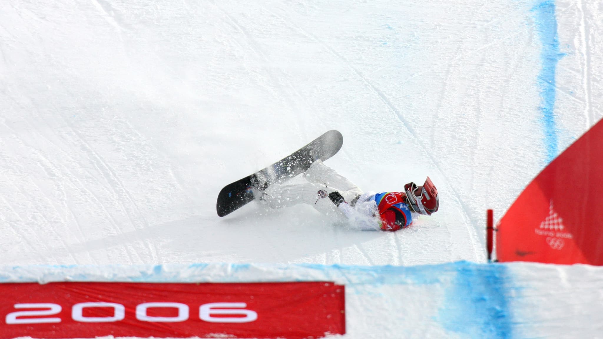 Lindsey Jacobellis lors de sa chute aux JO de Turin 2006