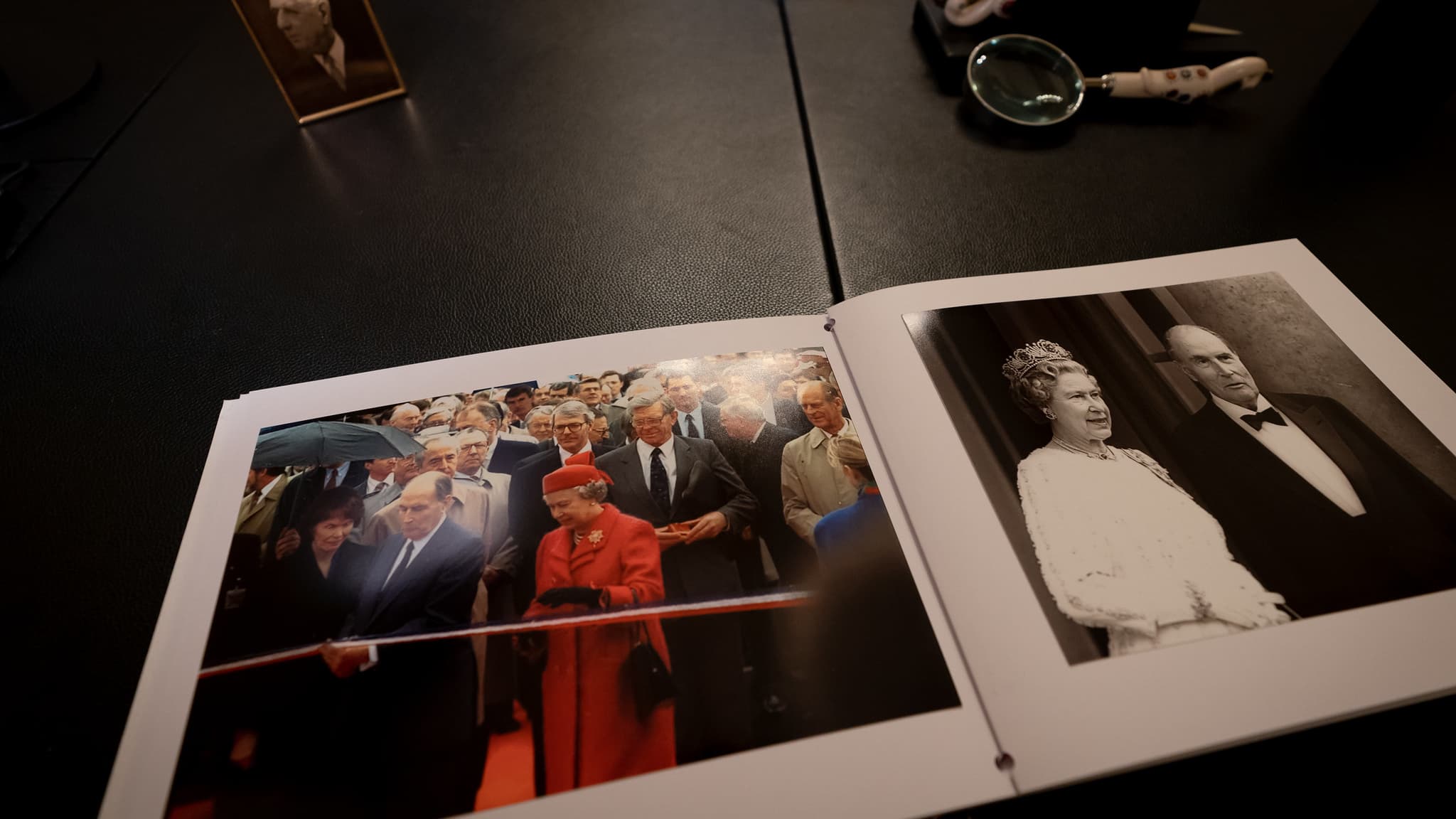 Elizabeth II en compagnie de François Mitterrand lors d'une visite en France Elizabeth II en compagnie de François Mitterrand lors d'une visite en France