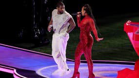 Usher et Alicia Keys lors du concert de la mi-temps du Super Bowl, le 12/02/2024