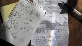 Des brouillons sur un problème de maths