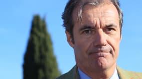 Le maire UMP Luc Jousse a tenu à au moins deux reprises des propos polémiques sur les Roms.