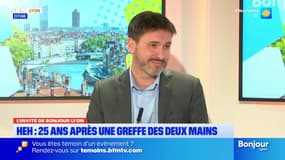 Lyon: retour sur la première greffe des mains, il y a 25 ans