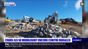 Alpes-de-Haute-Provence: des militants s'enchaînent aux machines du chantier de Boralex