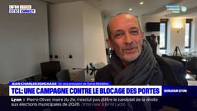 Une campagne lancée dans le métro lyonnais contre le blocage des portes