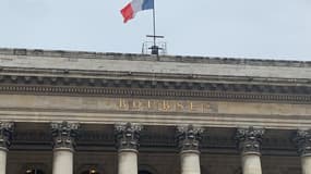 
Le CAC 40 piétine à la mi-séance