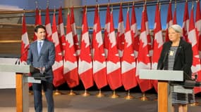 Justin Trudeau et Mary Simon lors d'une conférence de presse ce mardi.