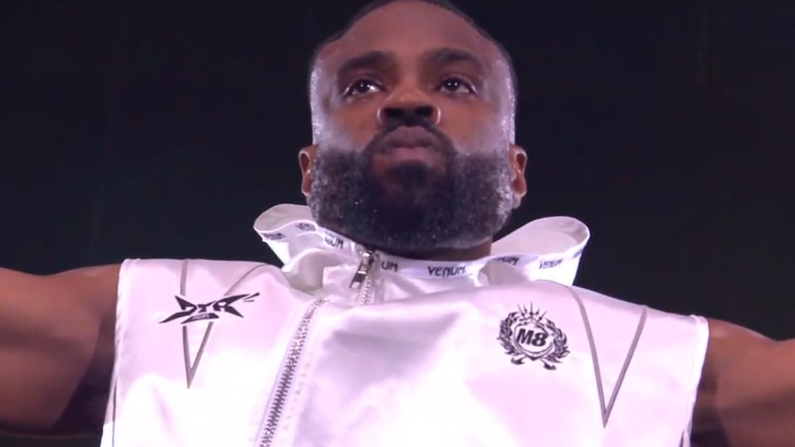 L'entrée de Brawks pour le DTR Fight, 7 décembre 2024
