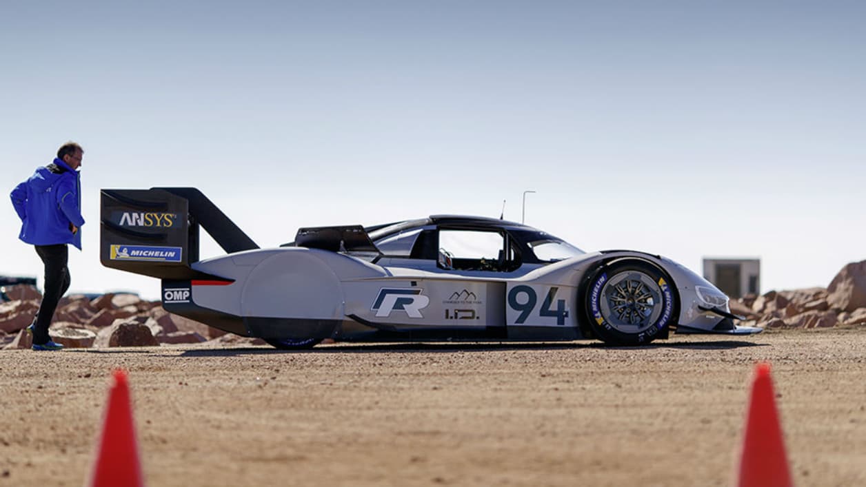 La Volkswagen I.D. R pilotée par Romain Dumas pour cette édition 2018. La Volkswagen I.D. R pilotée par Romain Dumas pour cette édition 2018.