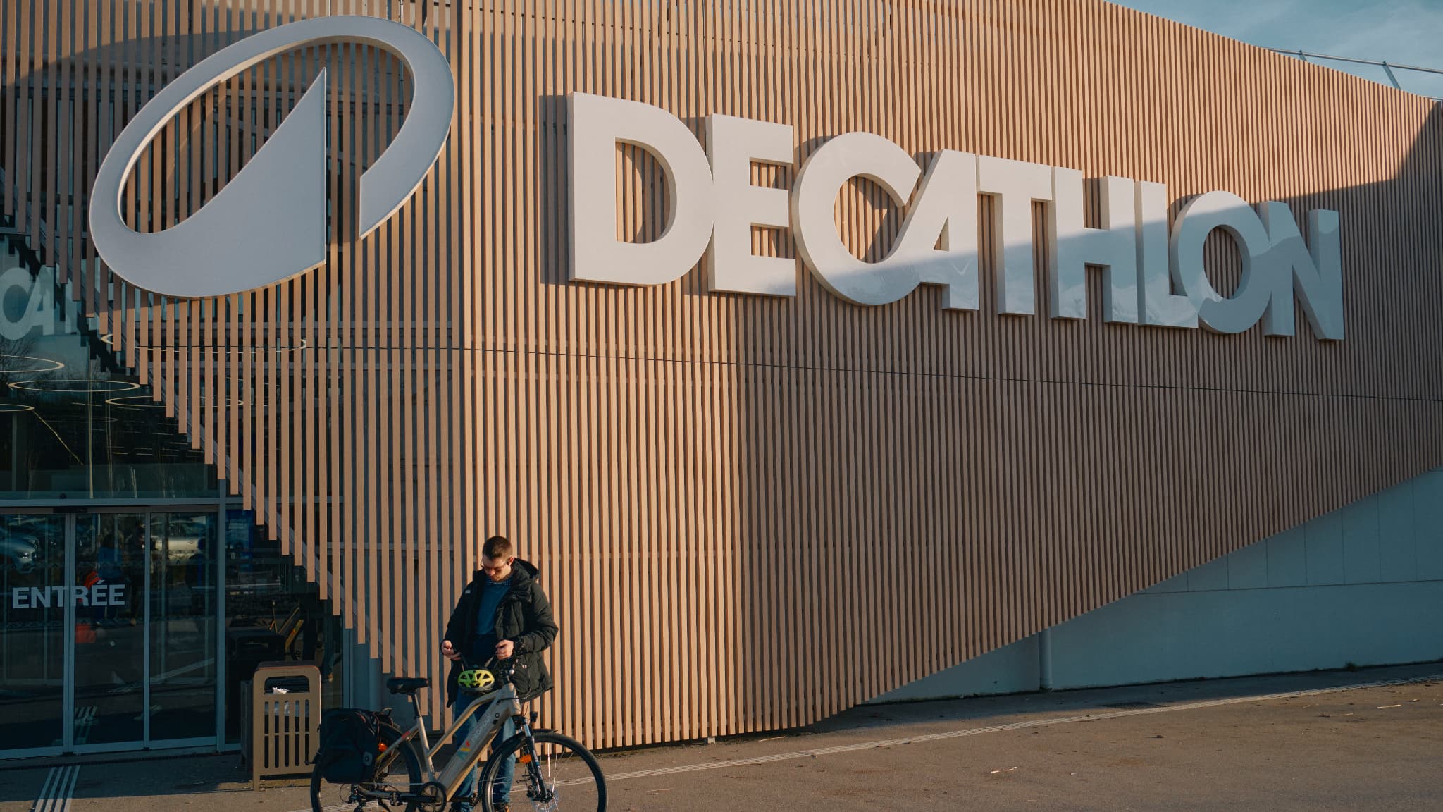 Decathlon çalışanlarının yarısı zaten hissedar: Şirket, 103.000 çalışanının çoğuna 2.000 euro değerinde bedava hisse verecek