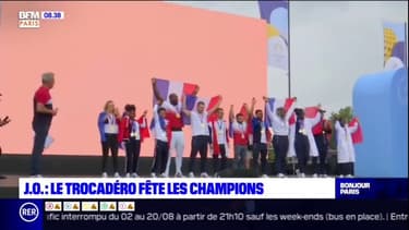 Paris: le Trocadéro fête les champions olympiques