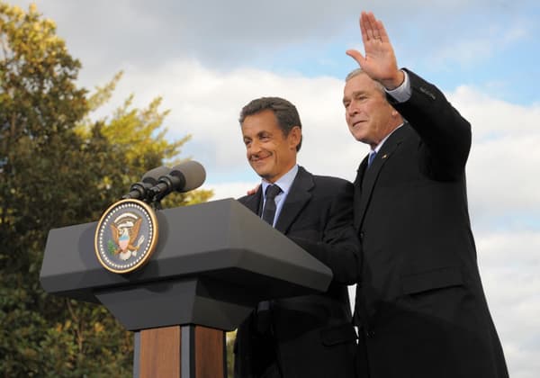 Geroge W. Bush et Nicolas Sarkozy en Virginie le 7 novembre 2007