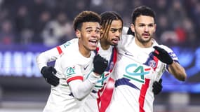 Désiré Doué avec Bradley Barcola et Gonçalo Ramos lors de Espaly-PSG, le 15 janvier 2025