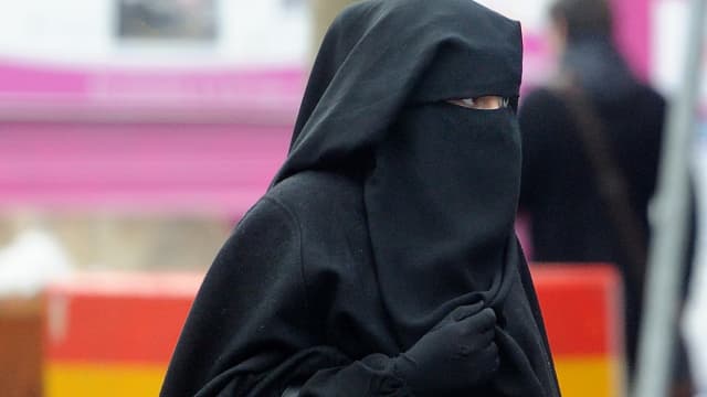 Une femme portant un niqab. (photo d'illustration)