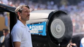 Niko Kovac (Dortmund) à côté d'une climatisation géante lors de la Coupe du monde des clubs, le 5 juillet 2025.