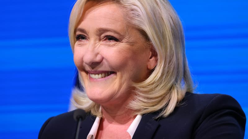 Présidentielle: Marine Le Pen appelle 