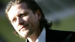 Emmanuel Petit part en guerre contre le foot business