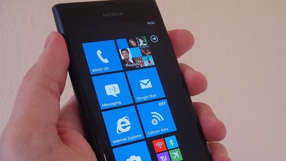 Nokia devrait présenter un nouveau modèle de sa gamme Lumia. (Ici, le modèle Lumia 800.)