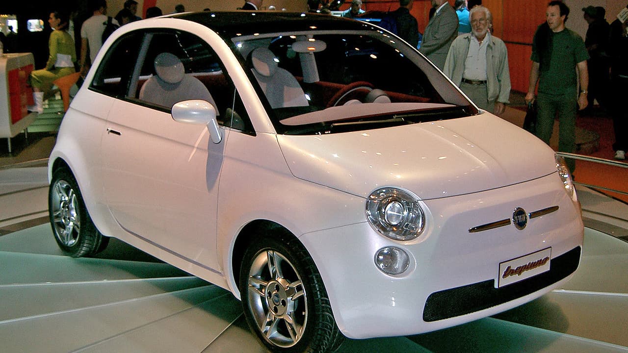 Le concept Trepiùno de 2004, annonçant le retour de la 500 Le concept Trepiùno de 2004, annonçant le retour de la 500