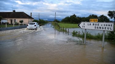 Plus d'une centaine de personnes ont été évacuées dans la nuit de mardi à mercredi du fait des inondations