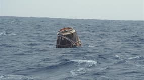 La capsule "Dragon", premier vaisseau privé à s'être arrimé à la Station Spatiale internationale (ISS), est retombée dans l'océan Pacifique jeudi, au large des côtes de Basse-Californie (Mexique), au terme d'une mission de neuf jours dans l'espace. /Photo