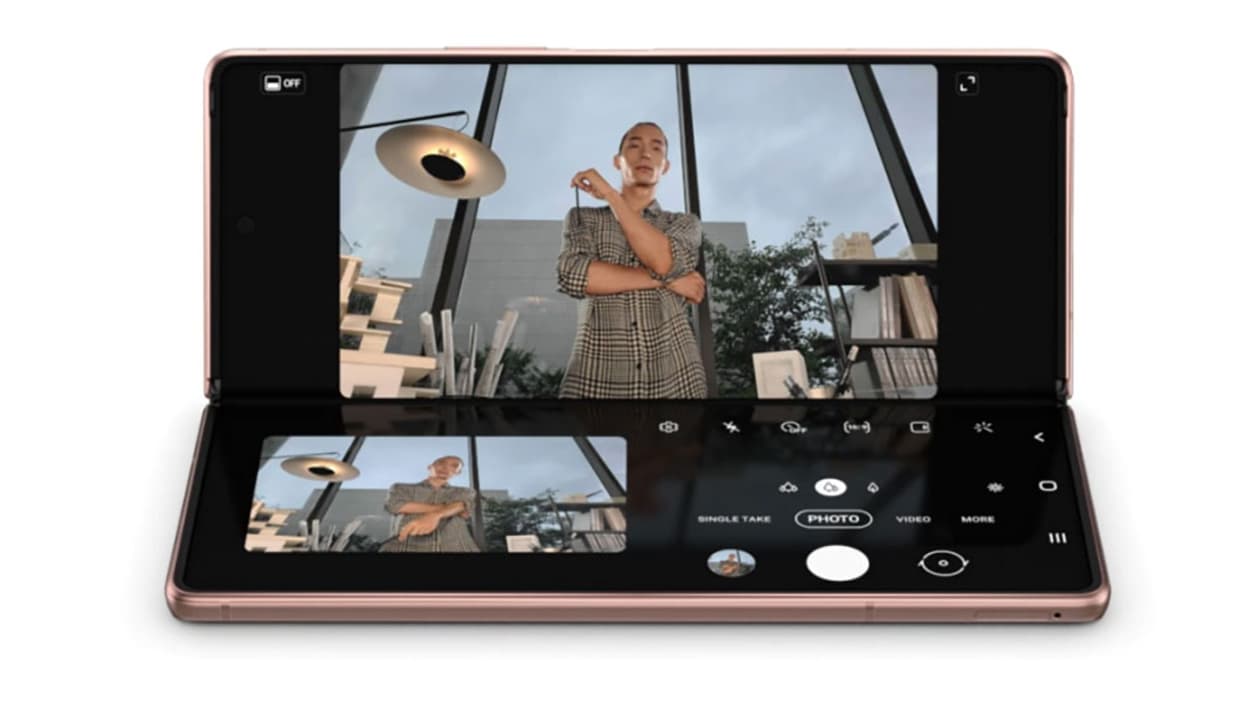 Le Samsung Galaxy Z Fold 2 5G Le Samsung Galaxy Z Fold 2 5G