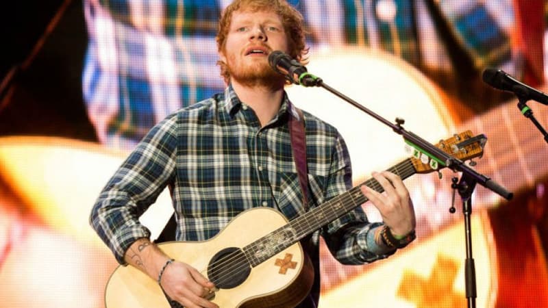 Ed Sheeran sur scène, le 15 mai 2015