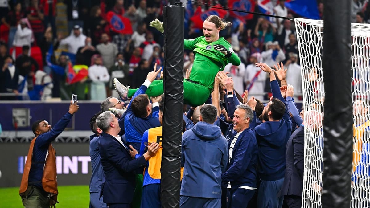 PSG-Flamengo: la séance de tirs au but monstrueuse et victorieuse de Safonov en finale de la Coupe intercontinentale