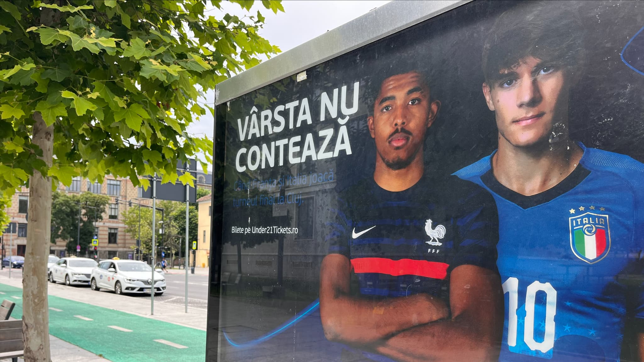 Une affiche sur l'Euro Espoirs à Cluj (Roumanie)