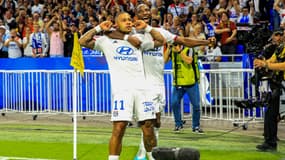 Memphis Depay et Moussa Dembélé