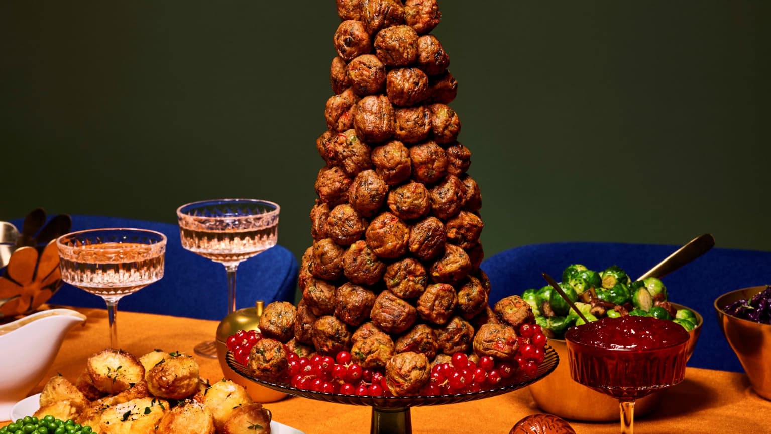 Le sapin de Noël en boulettes de légumes qui sera proposé en décembre 2023 par Ikea au Royaume-Uni.