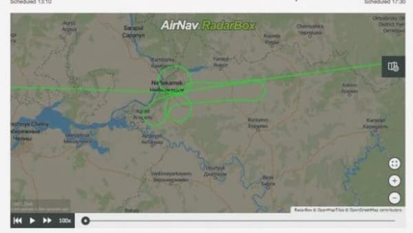 Deux pilotes russes sanctionnés pour avoir dessiné.. un pénis dans le ciel
