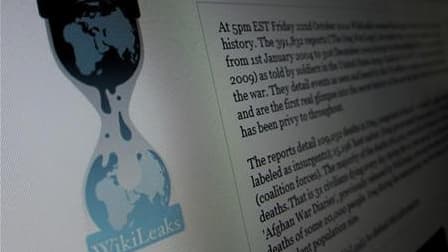 La page d'accueil du site internet Wikileaks. La France a lancé vendredi une procédure visant à mettre fin à l'hébergement du site WikiLeaks par le serveur français OVH. /Photo prise le 28 novembre 2010/REUTERS/Gary Hershorn