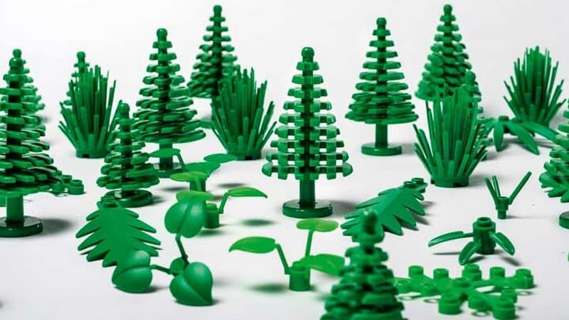 Courant 2018, des buissons, feuilles ou arbres Lego seront fabriqués en polyéthylène végétal, tiré de la canne à sucre.