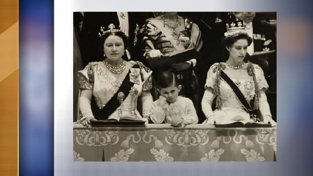 Le Prince Charles en 1953 lors du couronnement de sa mère Elizabeth II.