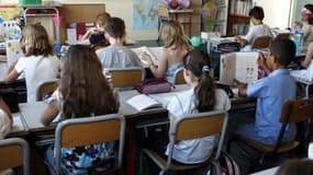 La maire de Lille, Martine Aubry, s'est déclarée vendredi sur France Bleu Nord totalement favorable à la réforme des rythmes scolaires qui prévoit le retour à la semaine de 4,5 jours tout en soulignant que la mise en place de cette mesure contestée nécess