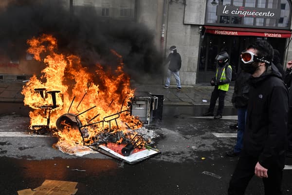 Des tensions à Rennes lors de la manifestation du 23 mars