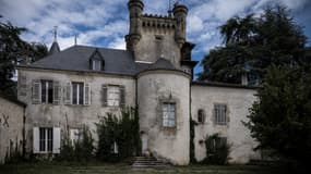 Le Château Latour Laguens, qui fut l'un des premiers domaines viticoles de Bordeaux à être acheté par une société chinoise en 2008, va être vendu aux enchères, à Saint-Martin-du-Puy, dans le sud-ouest de la France, le 5 septembre 2024.