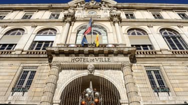 La dotation globale de fonctionnement perçue en 2018 est en diminution pour 16.745 communes, soit près d'une sur deux.