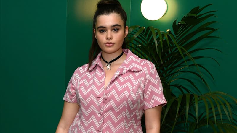 Barbie Ferreira, mannequin grande taille mis en avant par la marque Urban Outfitters, à New York en septembre 2016