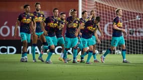 Les joueurs du Barça à l'échauffement, à Majorque le 13 juin 2020