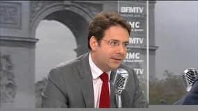 Matthias Fekl n'a "ni le même point de vue, ni le même parcours" qu'Emmanuel Macron