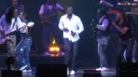 Omar Sy sur scène à Paris avec les Earth Wind and Fire