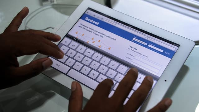 Nielsen prendra en compte les messages postés sur des pages Facebook à accès public mais aussi à accès limité aux "amis", c'est-à-dire aux personnes autorisées seulement