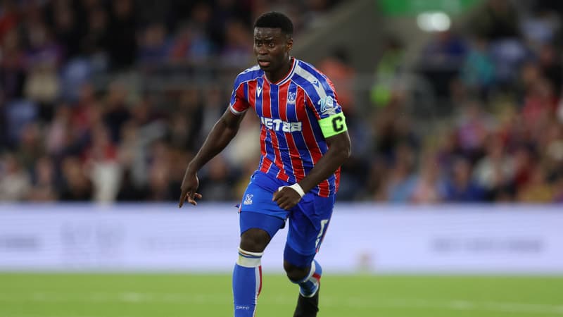 Mercato: attendu à Liverpool mais bloqué par Crystal Palace... la vidéo des adieux de Marc Guéhi a fuité